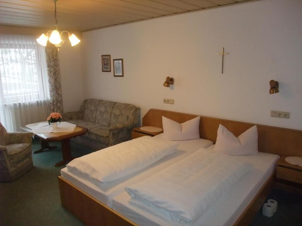 欧波楚巴赫 埃尔泰珀斯特旅馆酒店 客房 照片